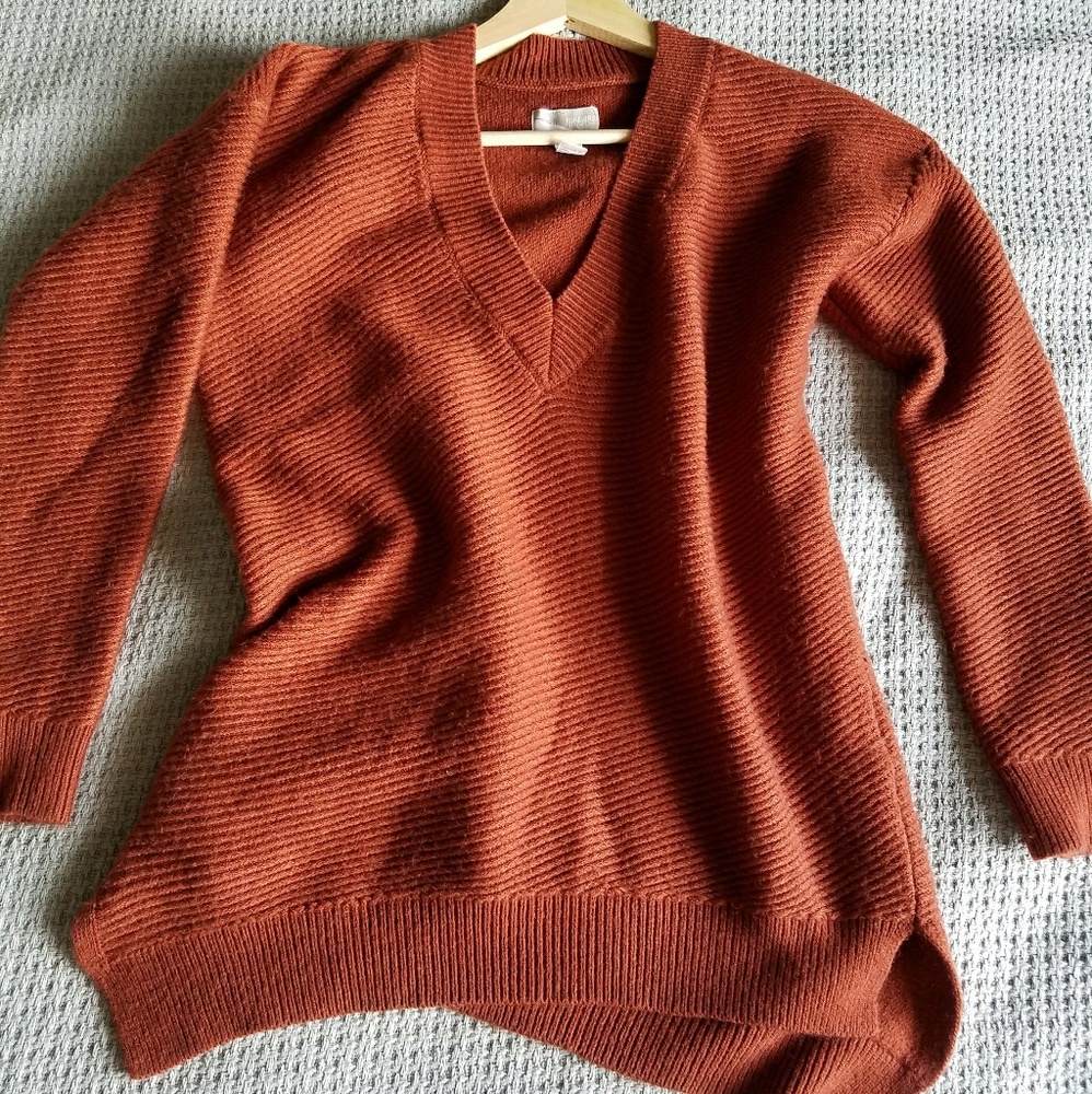 Forever 21 V Neck Asymmetrical Sweater